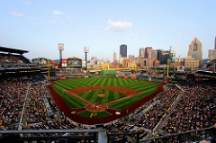 Pirates take series from Cardinals