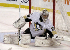 Tampa Bay moves on in Stanley Cup playoffs/Fleury nets a Vegas OT win